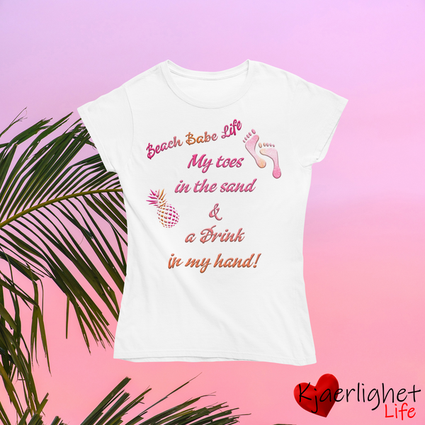 Beach Babe Life - Perfect Day - Women's Favorite Tee